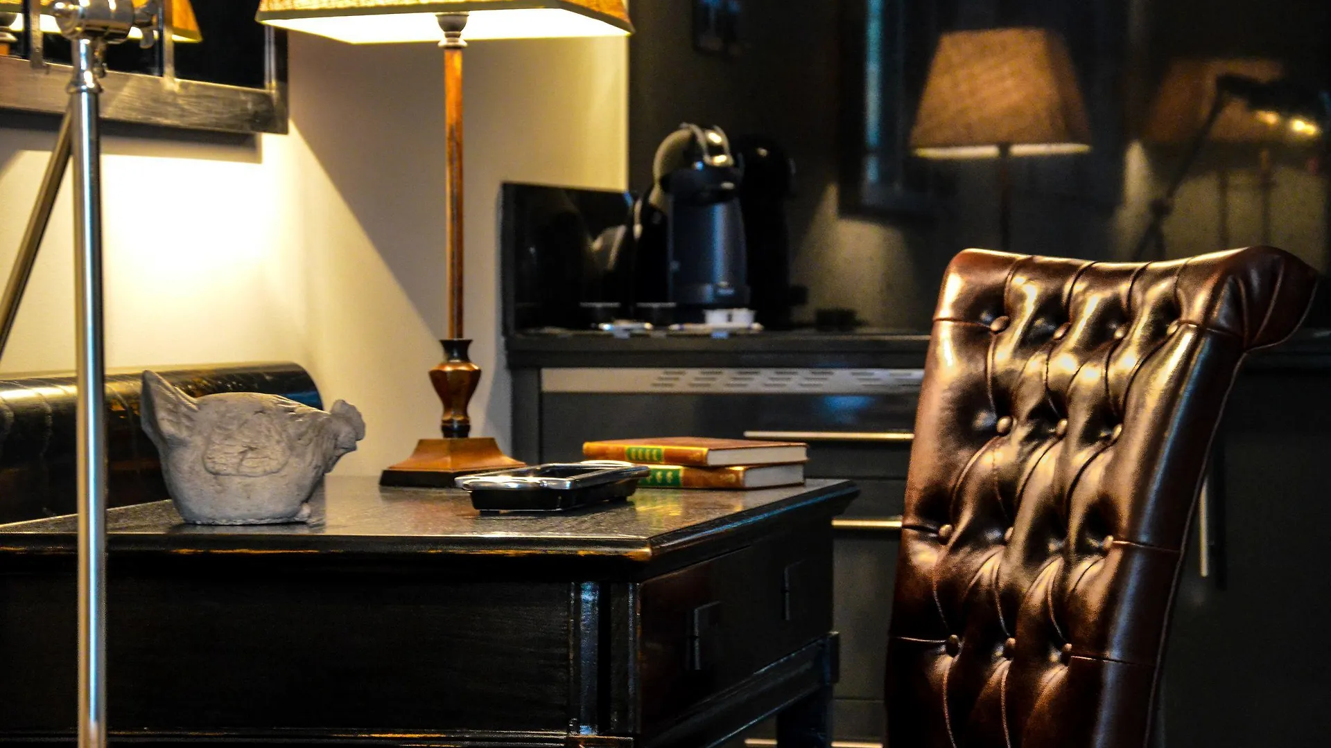 Aguilas5 Sevillasuites Seville