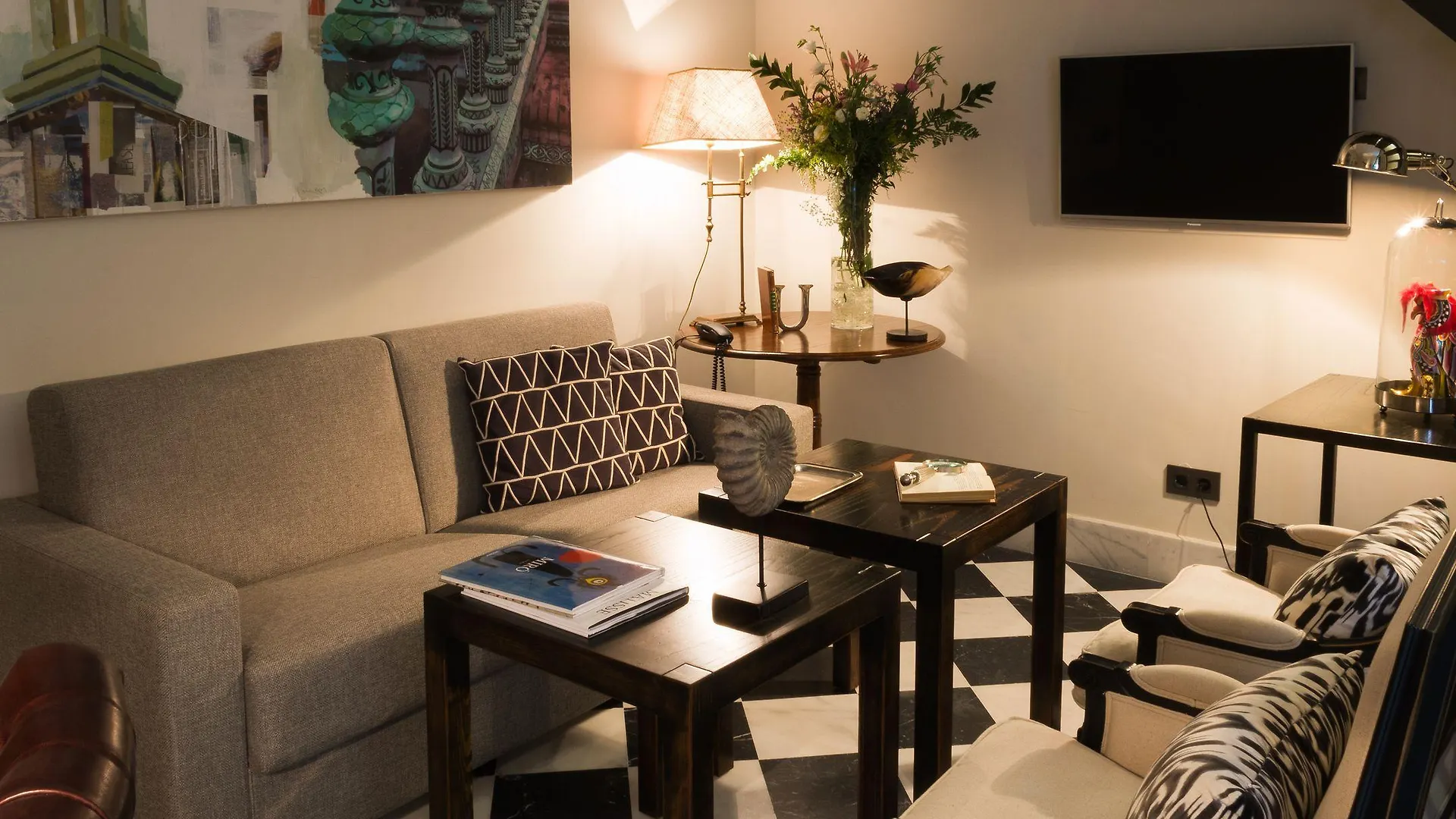 Aguilas5 Sevillasuites Seville